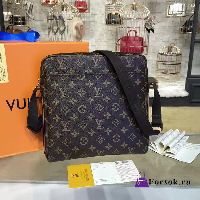 Louis Vuitton MESSENGER VOYAGER - 1