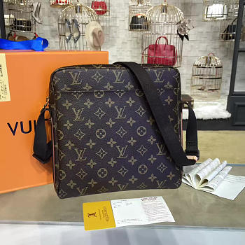 Louis Vuitton MESSENGER VOYAGER