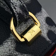 Louis Vuitton TWIST MM 3603 23cm - 2