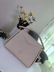 Louis Vuitton Double V Rose Poudre  - 6