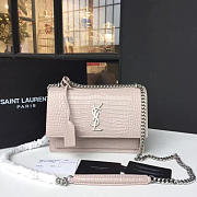 YSL SUNSET MONOGRAM MEDIUM CROCODILE EMBOSSED SHINY 4727 22cm  - 2