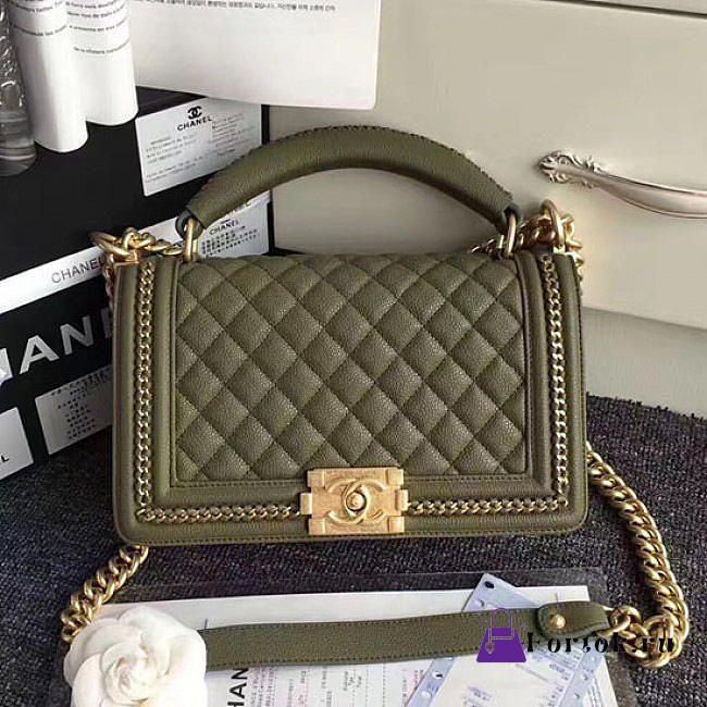 Chanel Quilted Caviar Boy Bag with Top Handle Green VS09524 25cm - 1