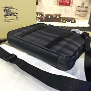 Burberry House 36cm  - 3