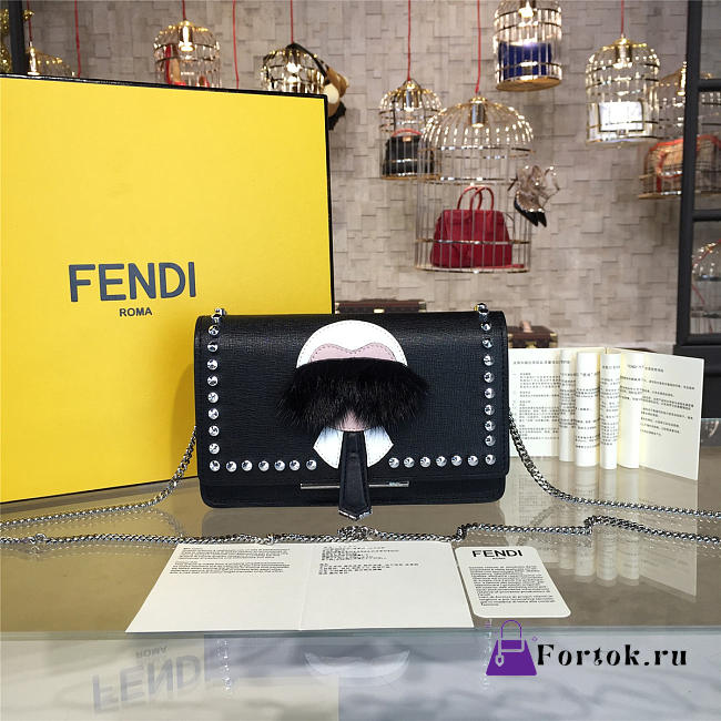 Fendi WOC Black 17.5cm - 1
