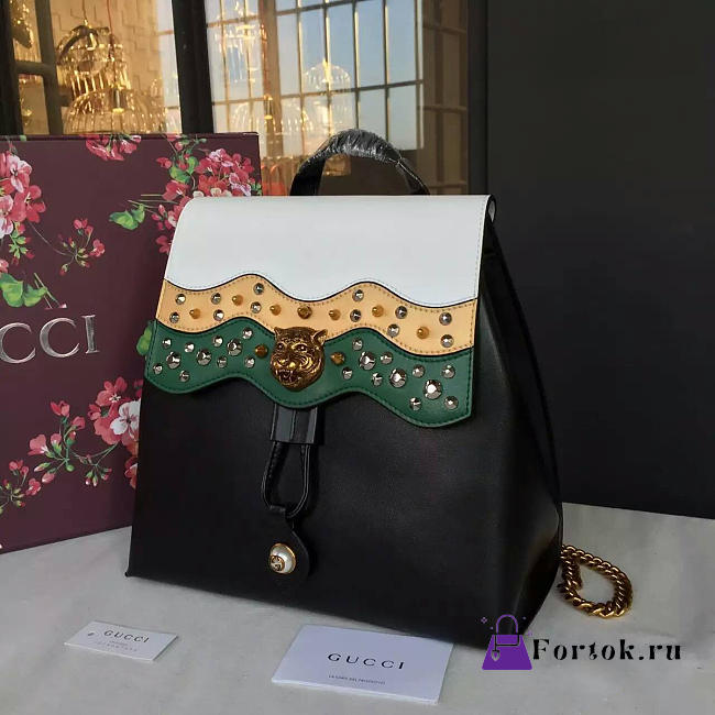 Gucci GG Leather Backpack 02 - 1