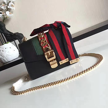 Gucci Sylvie Leather Bag Z2352