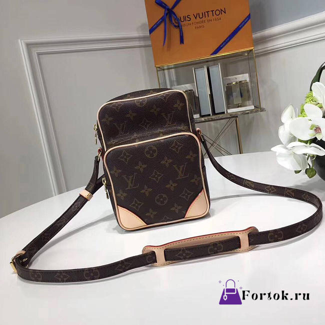 Louis Vuitton cross body bag Monogram 20cm - 1