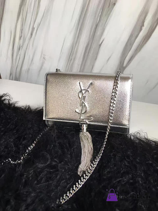 YSL KATE CHAIN WALLET WITH TASSEL IN CRINKLED METALLIC LEATHER 4991 17cm  - 1