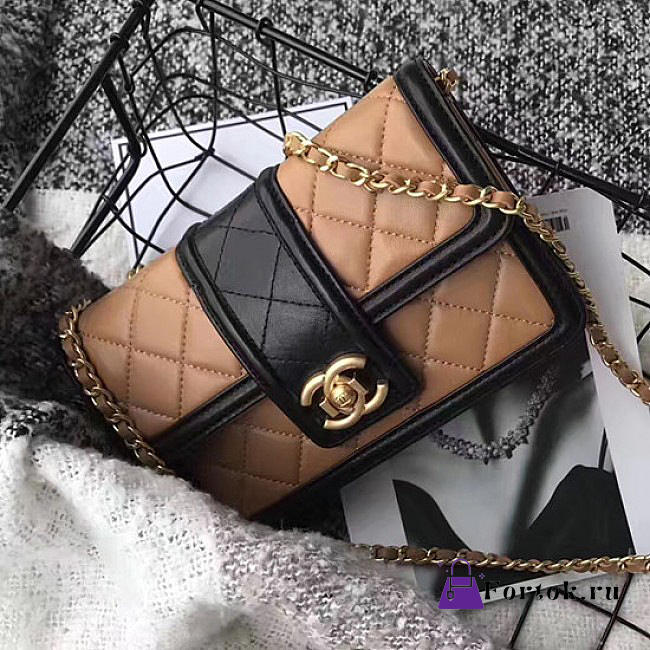 Chanel Lambskin Small Wallet on Chain Beige A91365 19cm  - 1