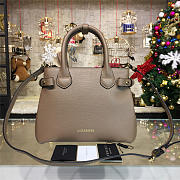 Burberry Hand Bag 5783 27.5cm - 1