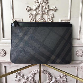 Burberry Clutch Bag 30cm