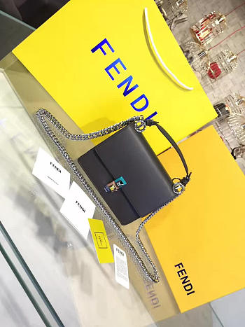 FENDI Kani Black 1924 19cm