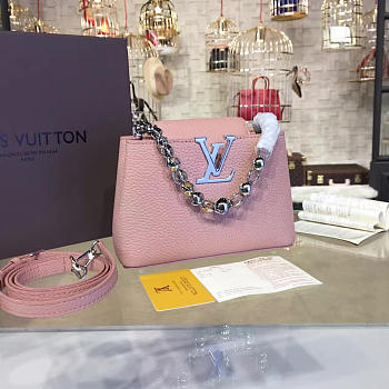 Louis Vuitton CAPUCINES BB PINK M52451