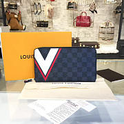 Louis Vuitton ZIPPY WALLET 3160 - 1