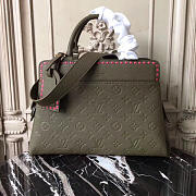 Louis Vuitton VOSGES MM M43738 3192 - 2