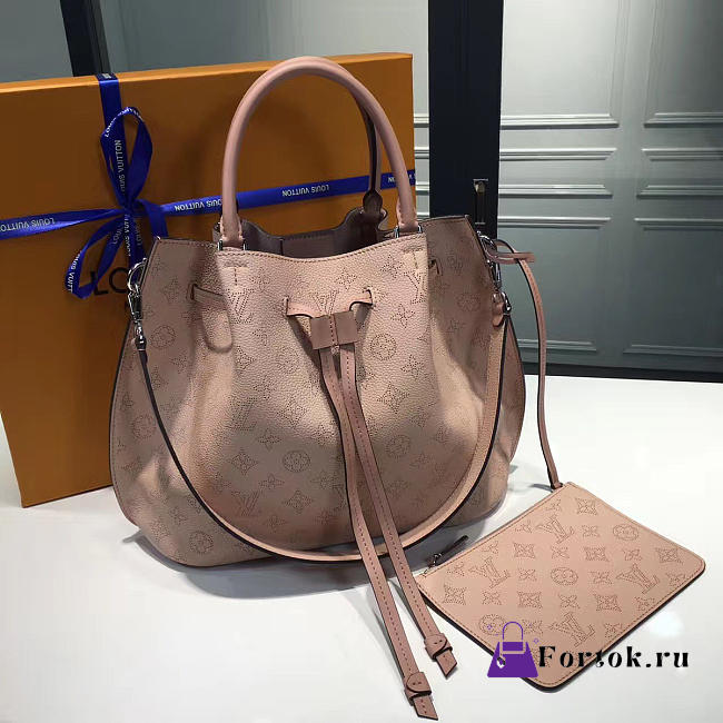 Louis Vuitton Girolata Mahina Leather Magnolia - 1