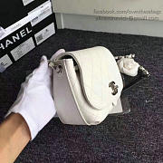 Chanel Grained Calfskin Caviar Stitched Shoulder Bag White A92949 VS07753 - 4