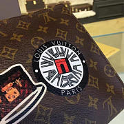 Louis Vuitton TOILETRY POUCH 26 WORLD TOUR 3083  - 5