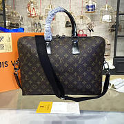 Louis Vuitton TOTE VOYAGE 3182 - 4