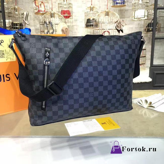 Louis Vuitton Mick MM  - 1