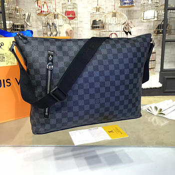 Louis Vuitton Mick MM 