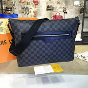 Louis Vuitton Mick MM  - 4