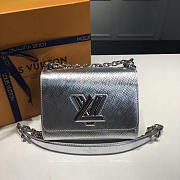 Louis Vuitton Twist PM 3733 18cm - 6