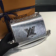 Louis Vuitton Twist PM 3733 18cm - 5