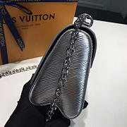 Louis Vuitton Twist PM 3733 18cm - 2