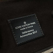 LV Supreme Joint Limited Series Christopher backpack Noir M41709 45cm    - 6