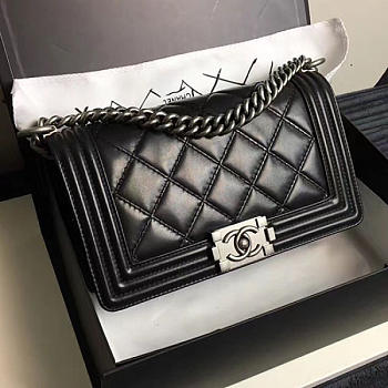 Chanel Quilted Calfskin Large Boy Bag Black A14042 VS02171 20cm