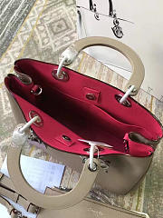Diorissimo 1662  - 2