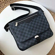 Louis Vuitton MATCHPOINT MESSENGER Damier Cobalt Canvas 29.5cm - 6