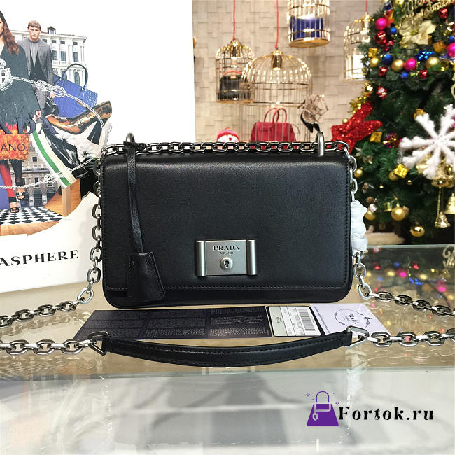 PRADA METAL CLOSURE 3911 23.5cm  - 1