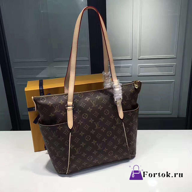 Louis Vuitton Totally MM Monogram Canvas - 1