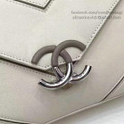 Chanel Calfskin Chevron Flap Bag White A93774 24cm - 3