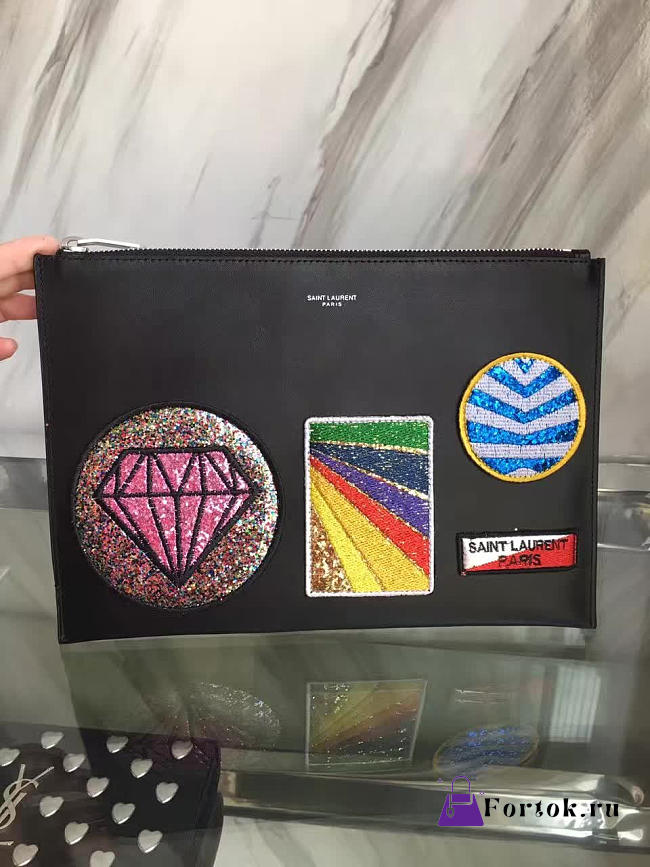 YSL MONOGRAM KATE Clutch Black 29cm  - 1