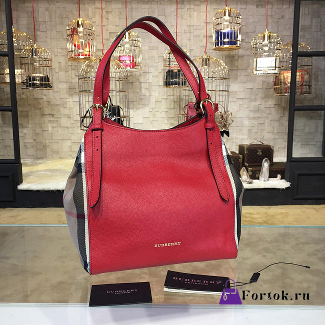 Burberry handbag 26cm  - 1