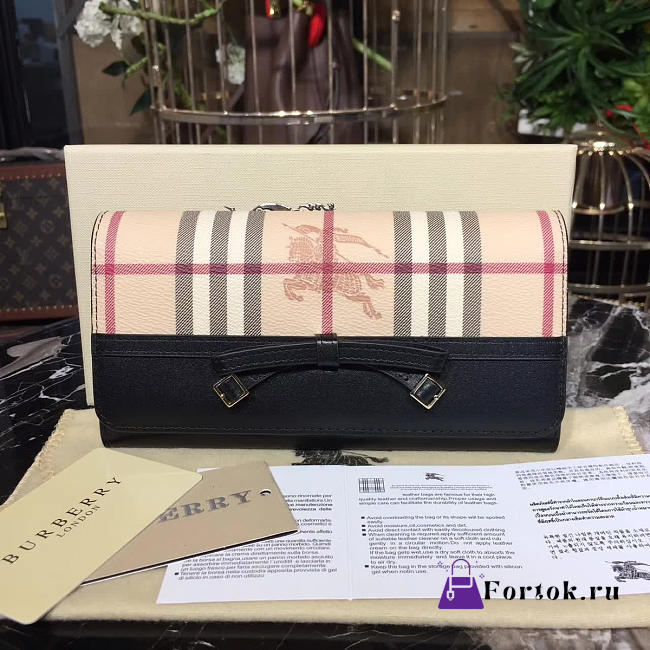 Burberry Wallet 5802 19cm - 1