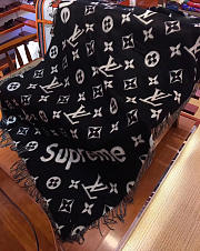 Louis Vuitton Supreme Scarf Black  - 2