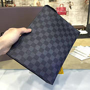 Louis Vuitton TOILETRY POUCH 26 M47542 - 3