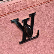 Louis Vuitton Lockmeto pink   - 3