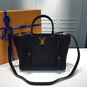 Louis Vuitton Lockmeto noir 3637  - 1