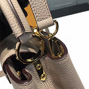 LOUIS VUITTON CAPUCINES PM 3677  - 2