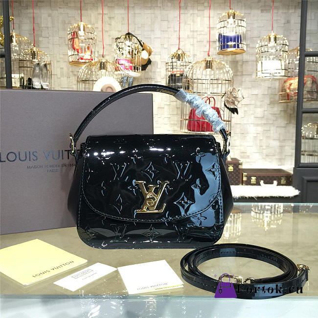 LOUIS VUITTON PASADENA Monogram Vernis Leather NOIR3717  - 1