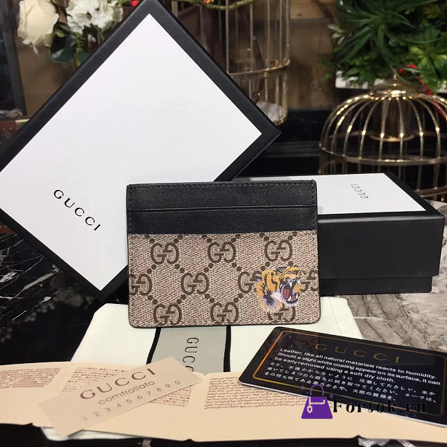 Gucci GG Leather Card holder 011 - 1