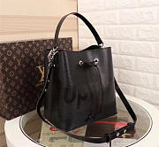 Louis Vuitton Supreme Bucket Bag Black M44022 2996 - 5