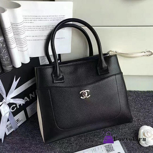 Chanel Calfskin Large Shopping Bag Black A69929 27cm - 1