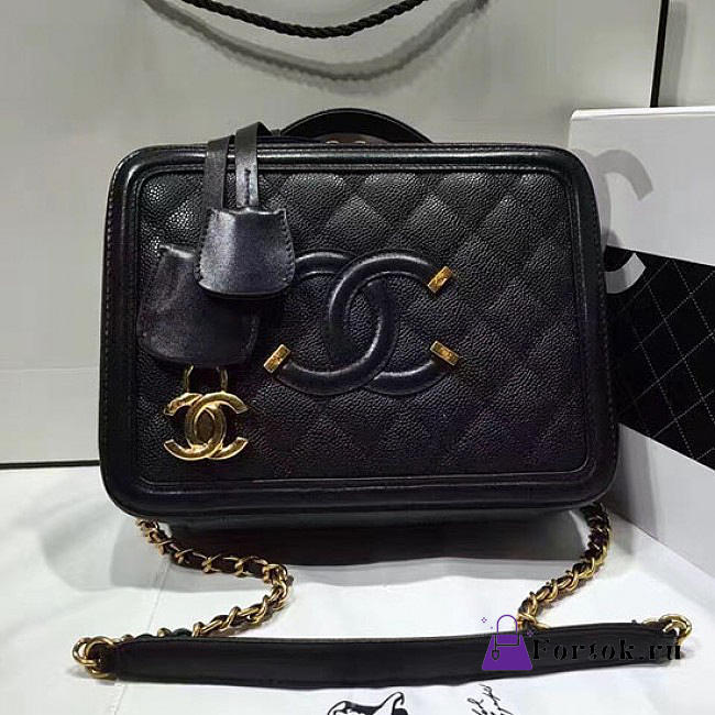 Chanel Caviar Quilted Small CC Filigree Vanity Case Black VS00421 25cm - 1