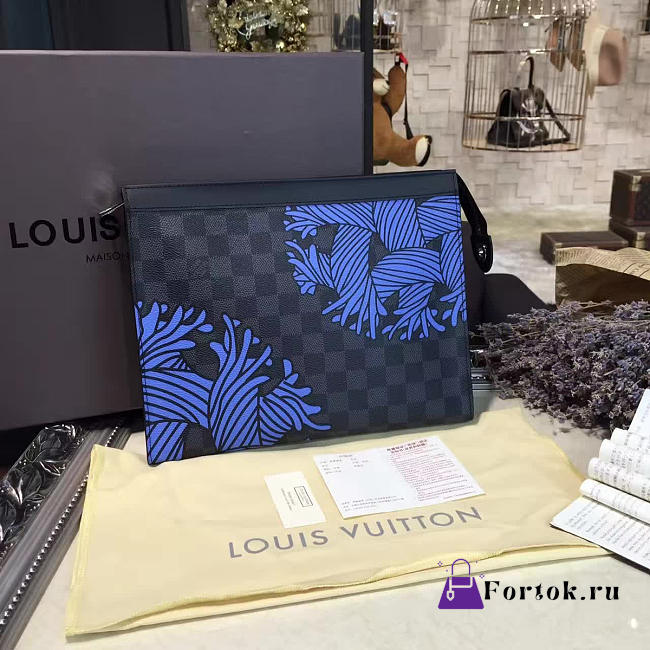 Louis Vuitton POCHETTE VOYAGE MM 3195 - 1